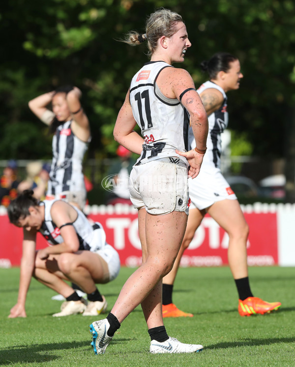 AFLW 2022 S7 Second Semi Final - Adelaide v Collingwood - A-554423