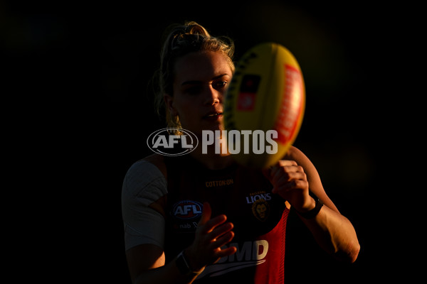 AFLW 2022 S7 Training - Brisbane Lions 151122 - A-556692