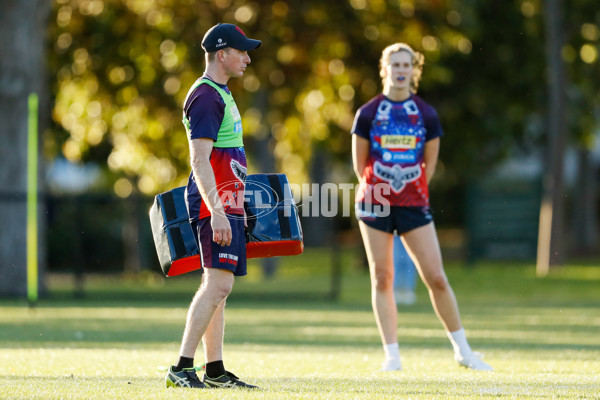 AFLW 2022 S7 Training - Melbourne 171122 - A-572960