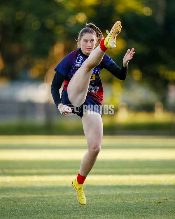 AFLW 2022 S7 Training - Melbourne 171122 - A-573061