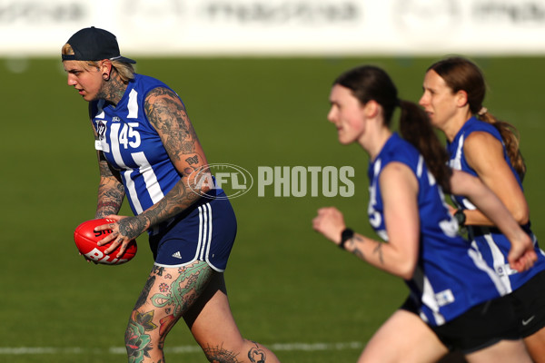 AFLW 2022 S7 Training - North Melbourne 171122 - A-579329