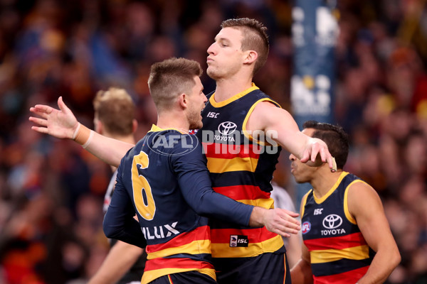 AFL 2018 Round 20 - Adelaide v Port Adelaide - 617429