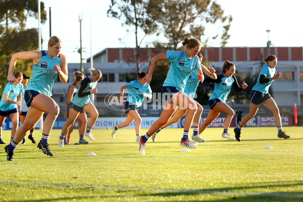 AFLW 2022 S7 Training - North Melbourne 171122 - A-584914
