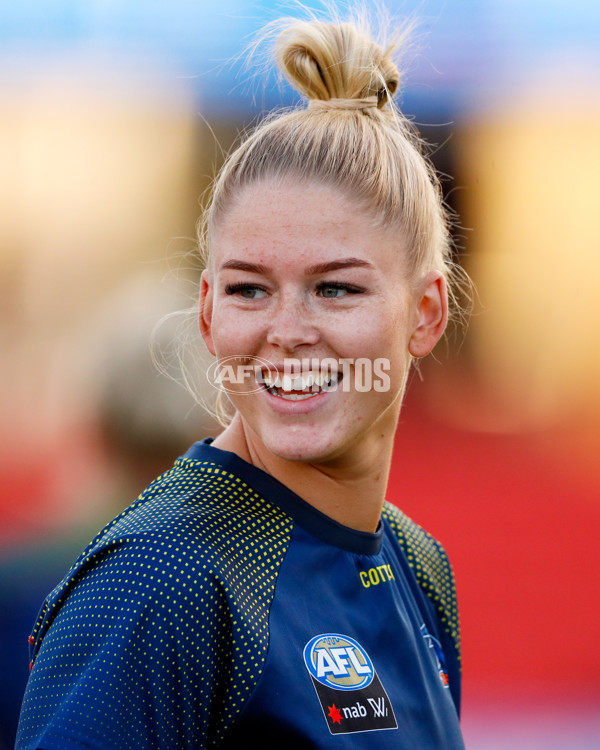 AFLW 2022 S7 First Preliminary Final - Brisbane v Adelaide - A-584960