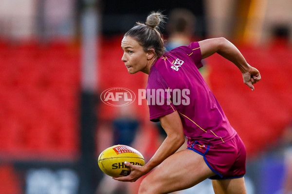 AFLW 2022 S7 First Preliminary Final - Brisbane v Adelaide - A-585671