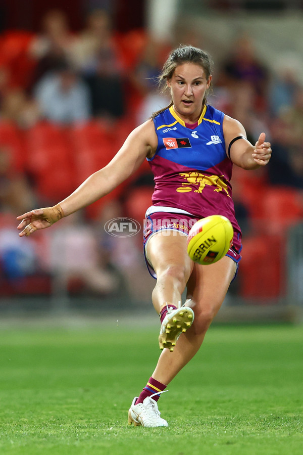 AFLW 2022 S7 First Preliminary Final - Brisbane v Adelaide - A-588098
