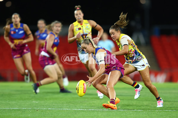 AFLW 2022 S7 First Preliminary Final - Brisbane v Adelaide - A-588108