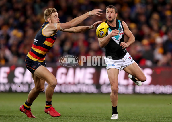 AFL 2018 Round 20 - Adelaide v Port Adelaide - 617556