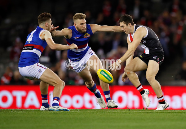 AFL 2018 Round 20 - St Kilda v Western Bulldogs - 617645