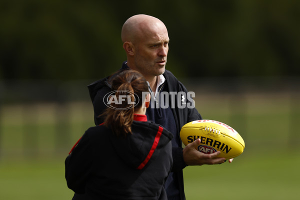 AFL 2022 Training - Essendon 211122 - A-618328