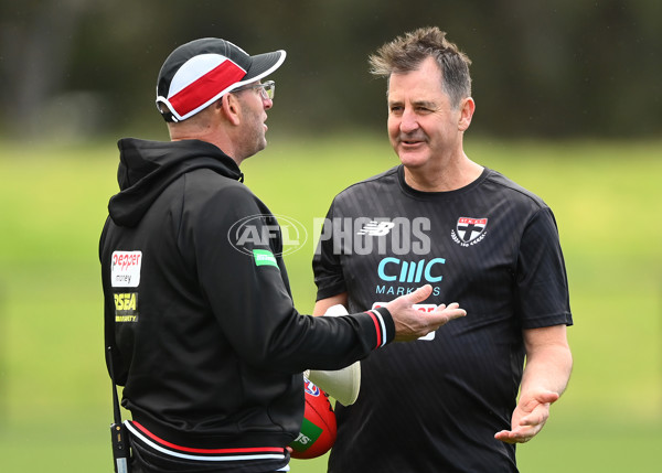 AFL 2022 Training - St Kilda 211122 - A-627658