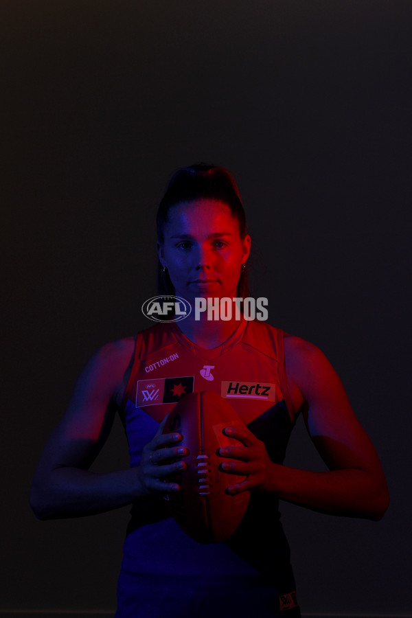 AFLW 2022 S7 Media - Melbourne Demons Media Opportunity 211122 - A-630634