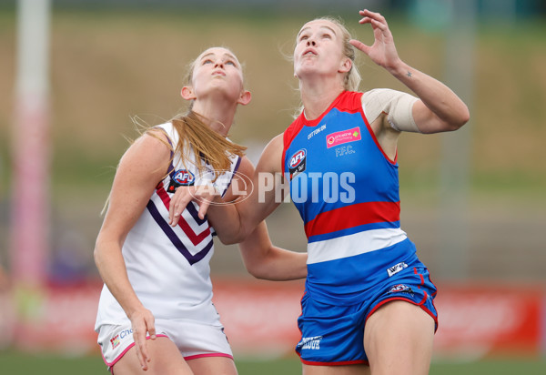 AFLW 2022 Round 10 - Western Bulldogs v Fremantle - A-654743