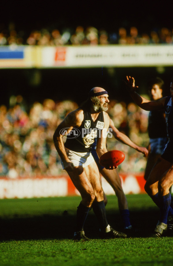 VFL 1980's - North Melbourne v Carlton - 27260