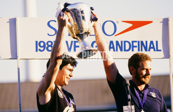 VFL 1987 Grand Final - Carlton v Hawthorn - 26622