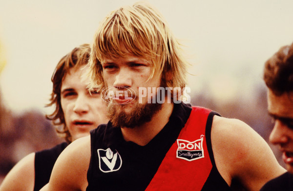 VFL 1980's - Essendon Bombers - 29830