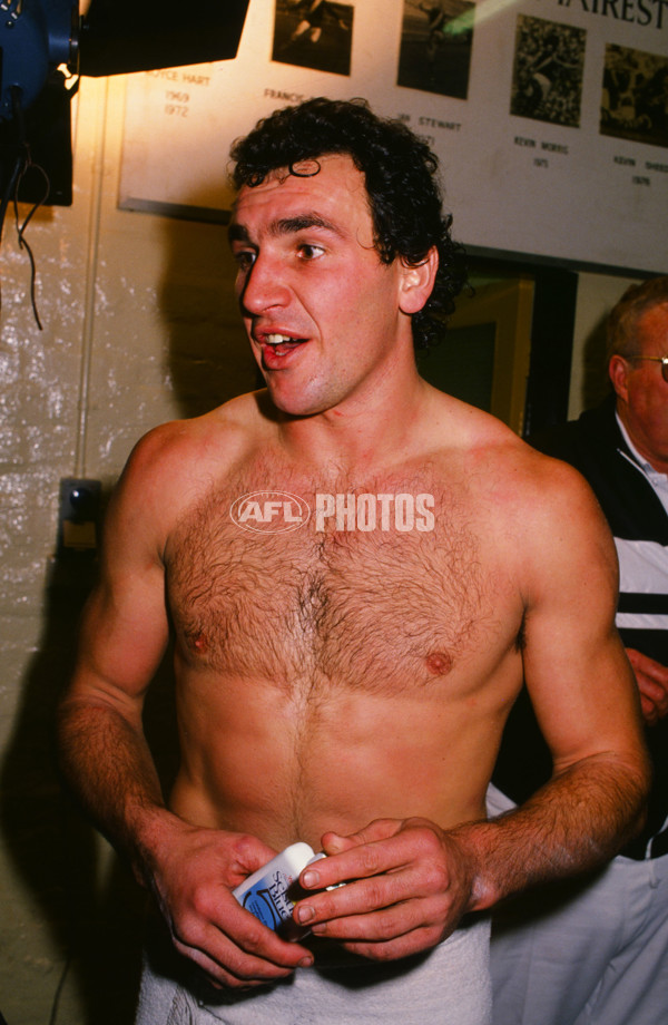 VFL 1988 - Collingwood Magpies - 29036