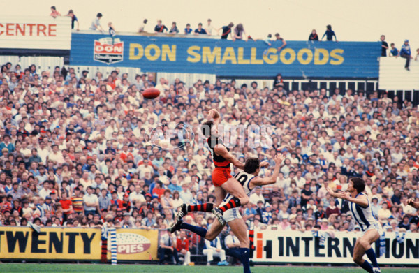 VFL 1970's - North Melbourne v Essendon - 30351