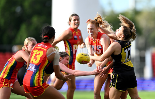 AFLW 2022 Round 04 - Gold Coast v Richmond - A-677092