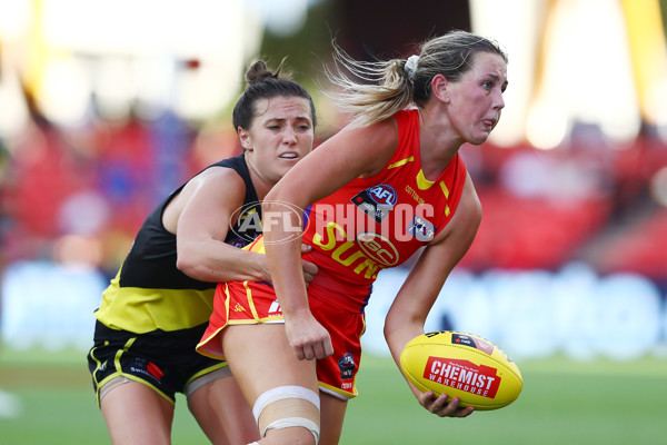AFLW 2022 Round 04 - Gold Coast v Richmond - A-679035