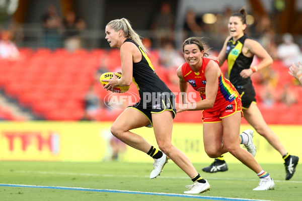 AFLW 2022 Round 04 - Gold Coast v Richmond - A-679334