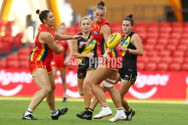 AFLW 2022 Round 04 - Gold Coast v Richmond - A-679346