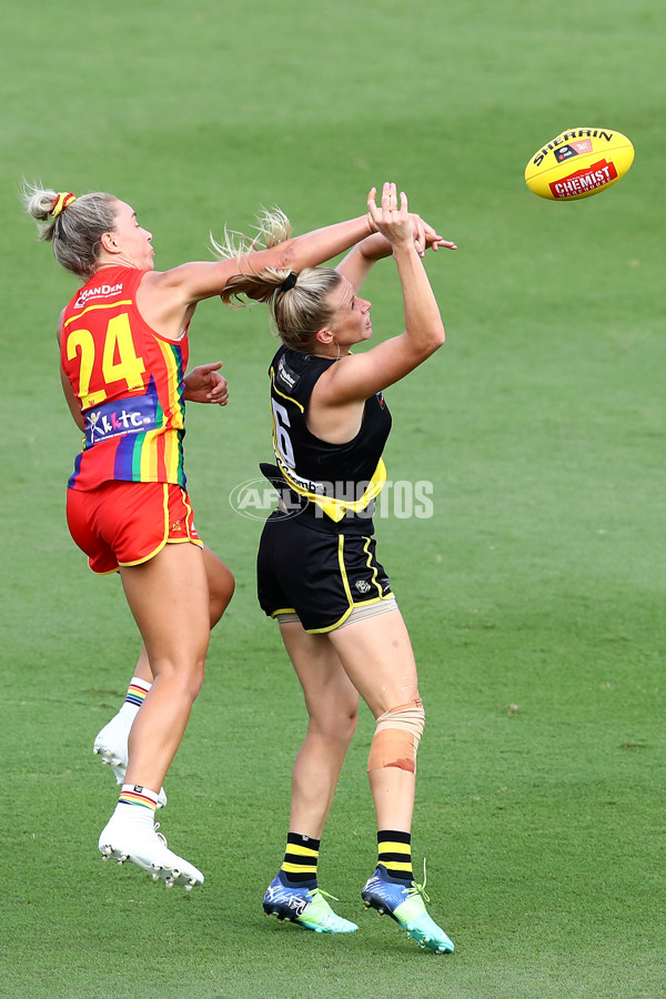 AFLW 2022 Round 04 - Gold Coast v Richmond - A-679354