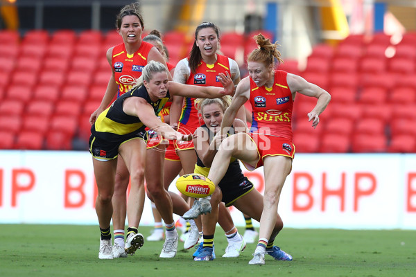 Photographers Choice - AFLW 2022 Round 04 - A-679388
