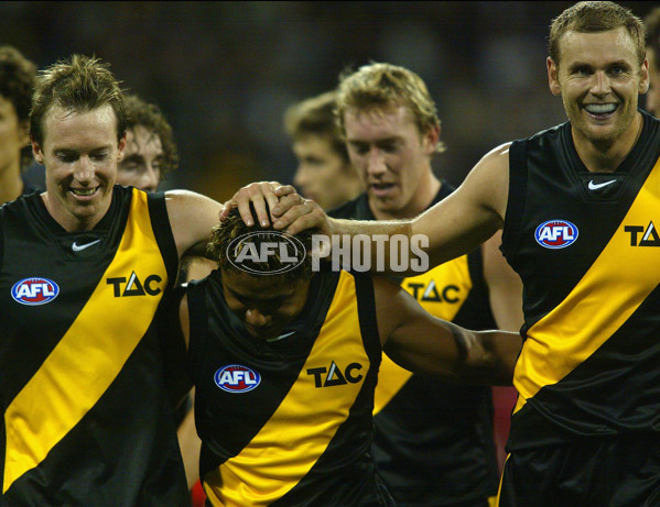 AFL 2002 Rd 1 - Richmond v Collingwood - 134897