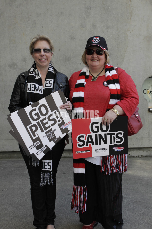AFL 2010 Toyota Grand Final Replay Fans - Collingwood v St Kilda - 219627
