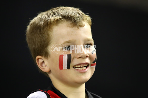 AFL 2018 Round 01 - St Kilda v Brisbane Lions - 576010