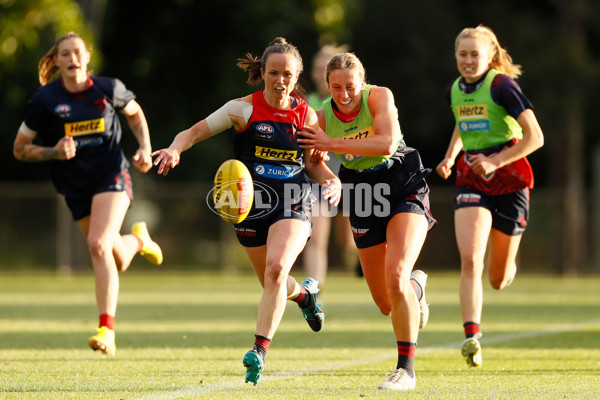 AFLW 2022 S7 Training - Melbourne 241122 - A-779146