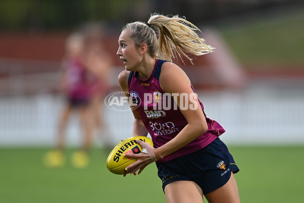 AFLW 2022 S7 Training - Brisbane Lions 241122 - A-779205