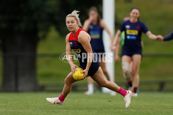 AFLW 2022 S7 Training - Melbourne 241122 - A-779339