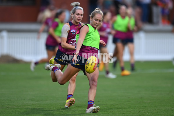 AFLW 2022 S7 Training - Brisbane Lions 241122 - A-781348