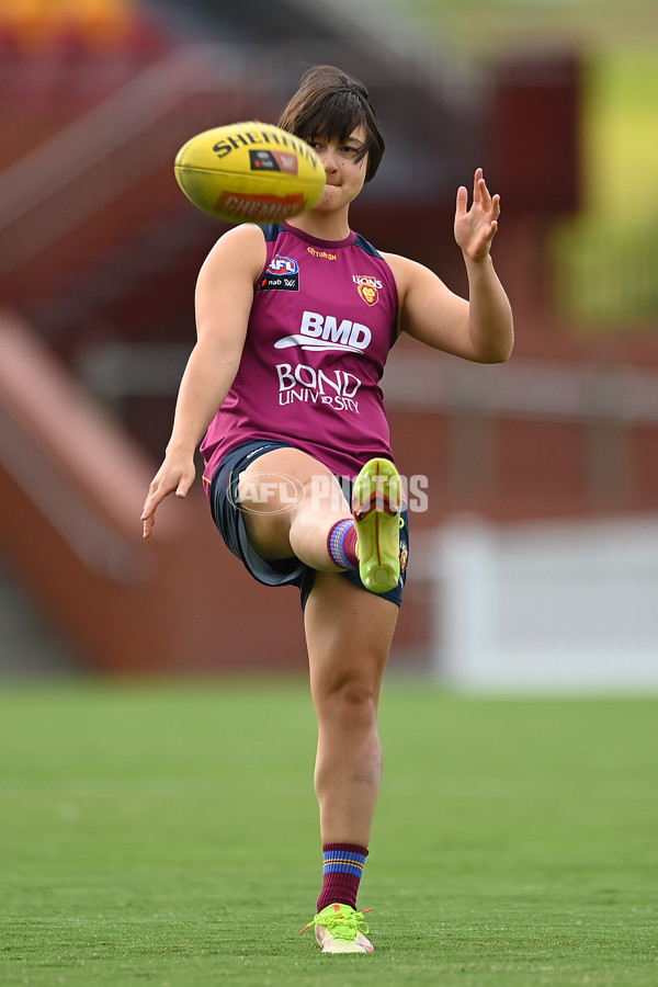 AFLW 2022 S7 Training - Brisbane Lions 241122 - A-782356