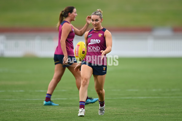 AFLW 2022 S7 Training - Brisbane Lions 241122 - A-782377