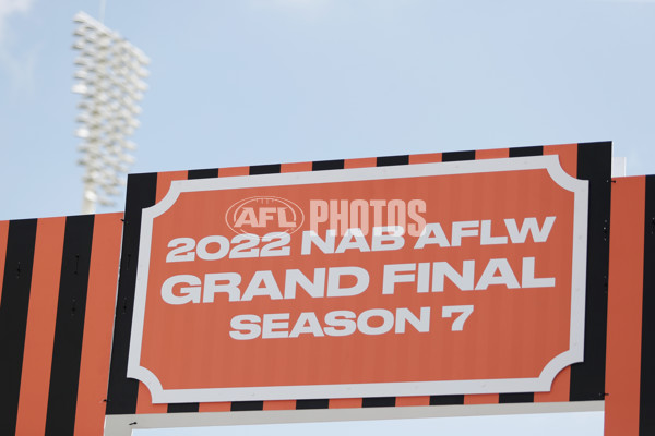 AFLW 2022 S7 Grand Final - Brisbane v Melbourne - A-783837