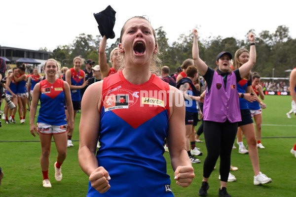 AFLW 2022 S7 Grand Final - Brisbane v Melbourne - A-791753