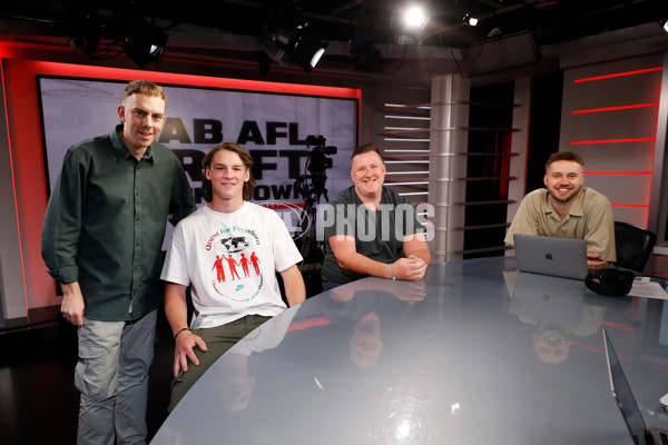 AFL 2022 Media - NAB AFL Draft Countdown - A-802517