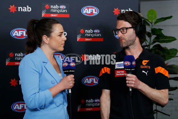 AFL 2022 Media - NAB AFL Draft - A-821093