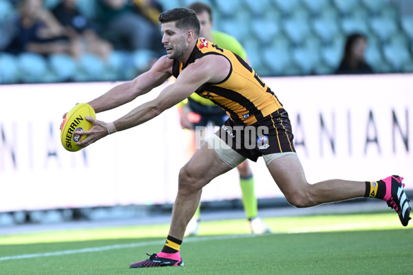 3 AFL Practice Match - Hawthorn v Collingwood - A-870204