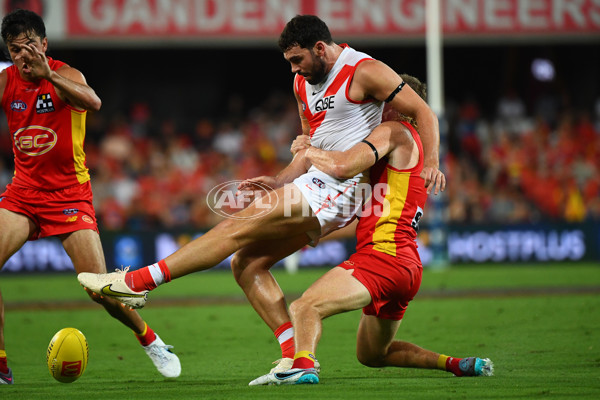 AFL Rd 1 - Gold Coast v Sydney - A-925411