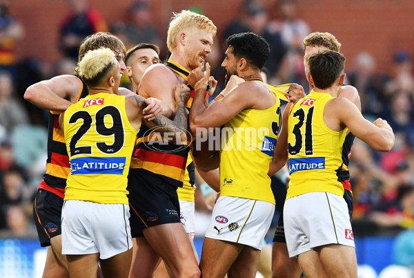 AFL Rd 2  - Adelaide v Richmond - A-979607