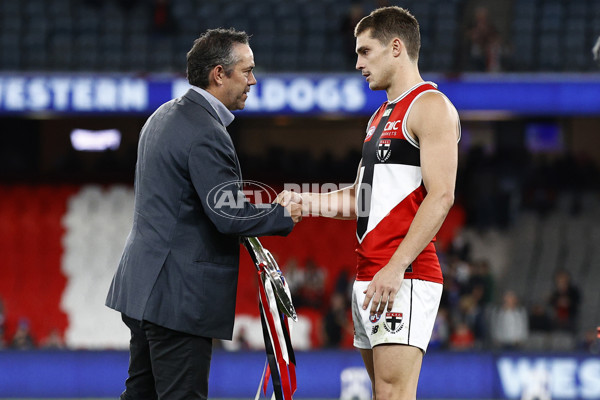 AFL Rd 2  - Western Bulldogs v St Kilda - A-990759